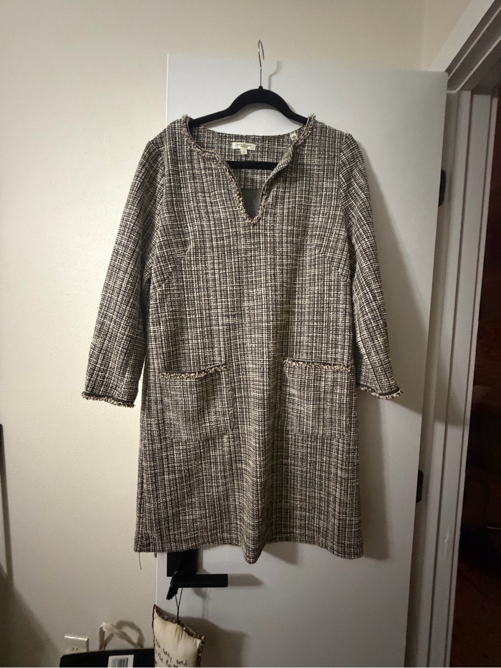 Max studio Tweed Shift Dress in Black & Cream